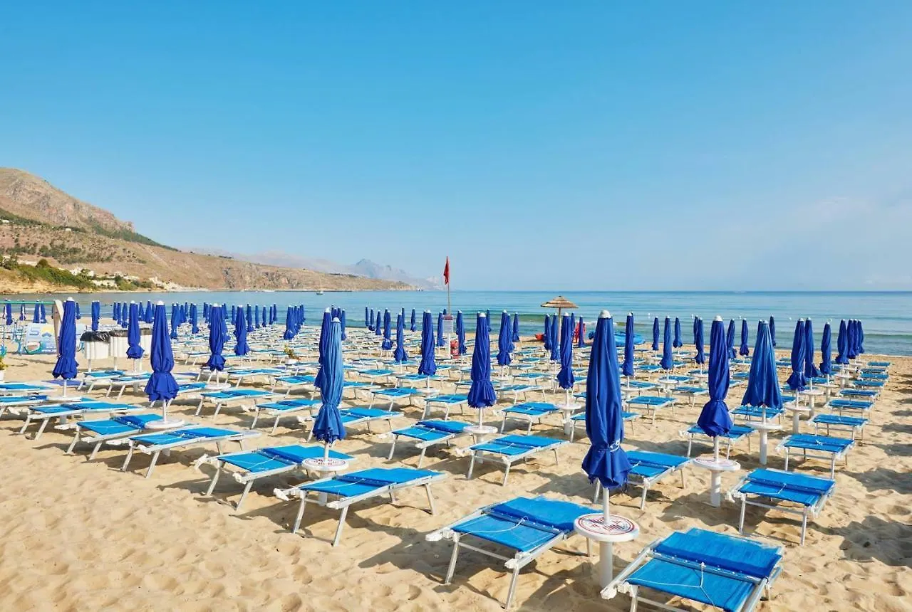 Happy Rooms Castellammare كاستيلاّماري ديل غو بيت ضيافة